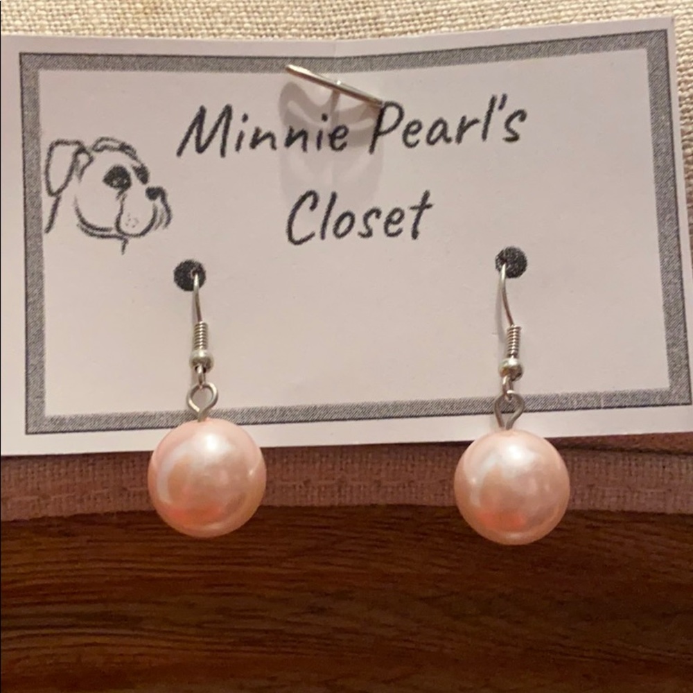 Light Pink Pearl Earrings